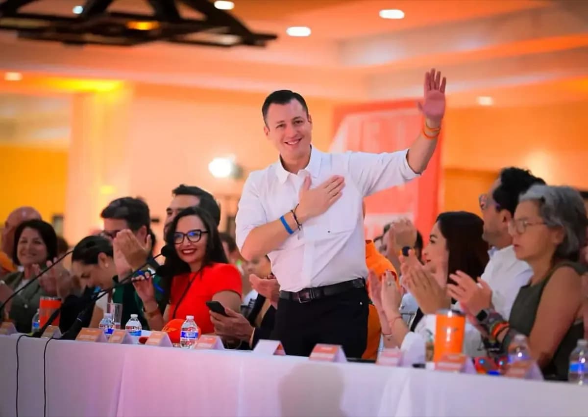Vitorean a Colosio los de MC Sonora