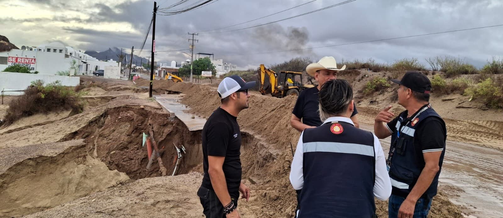 Lorena activa acciones en Bahía de Kino