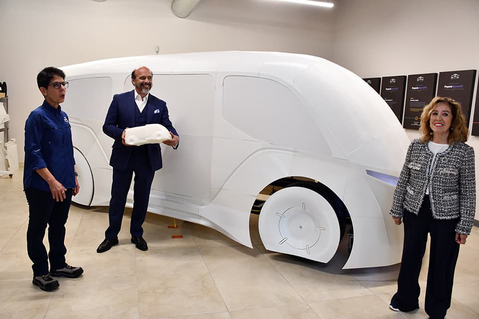 Presenta BMC el prototipo  de ‘auto sonora'