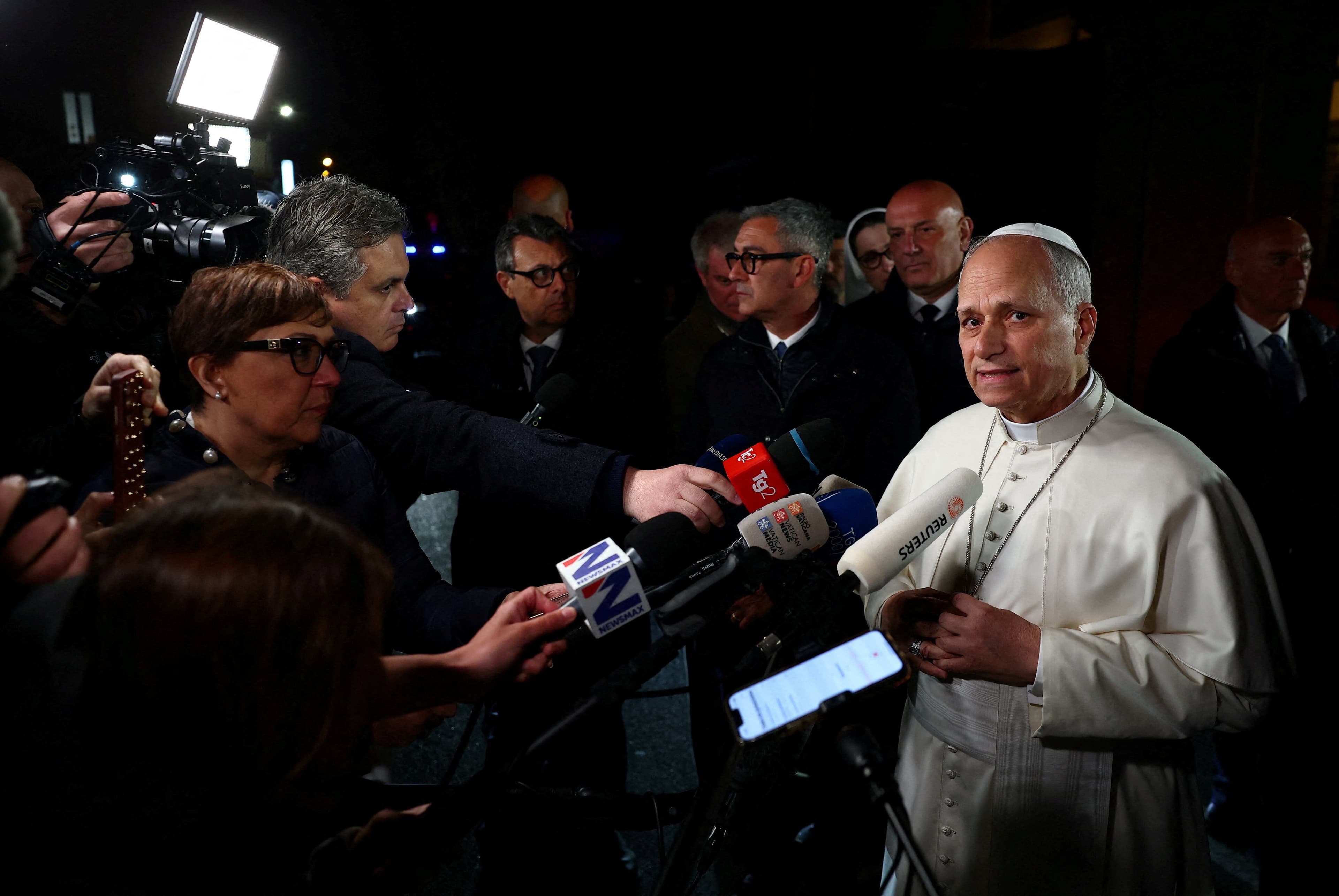 ‘Inaceptable' amenaza de EU a Irán, dice Papa León XIV