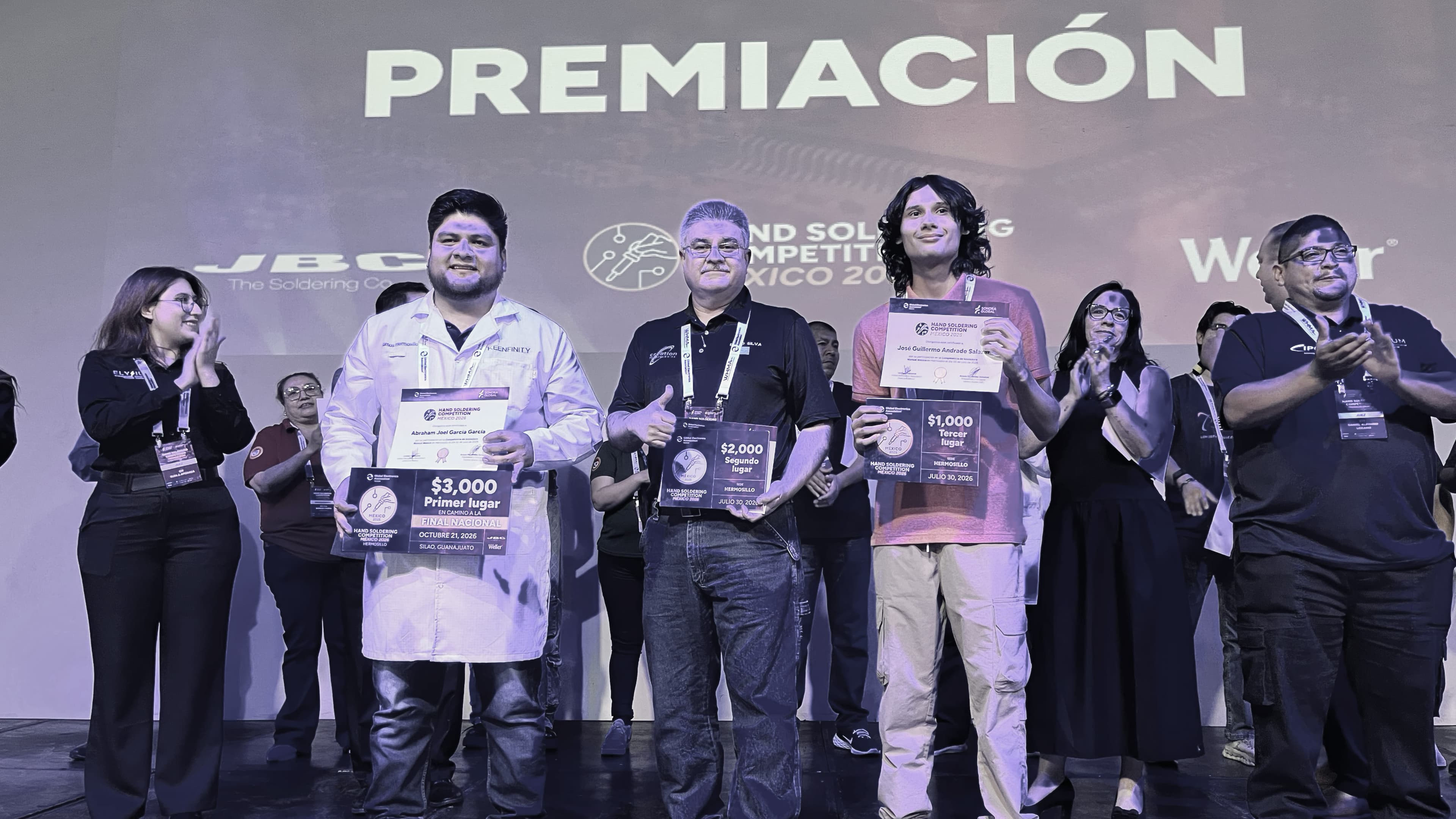 Arman en Sonora al mejor en soldadura de tarjetas electrónicas