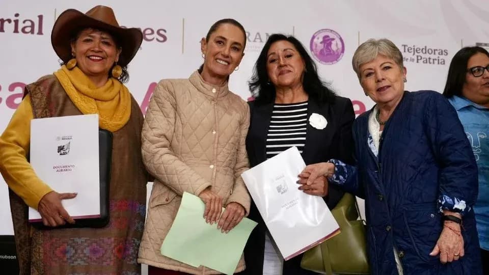 Promete Sheinbaum 150 mil títulos agrarios a mujeres