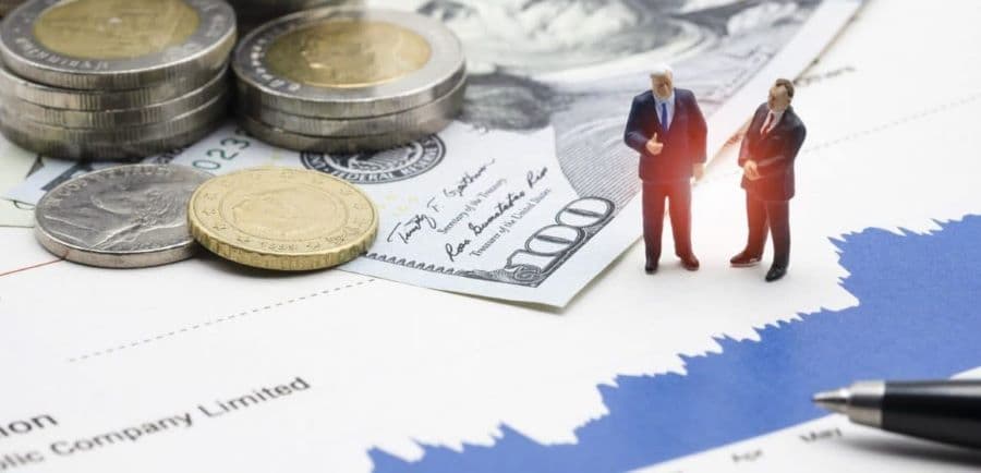 Inversionistas globales: "No nos miran; nos comparan"