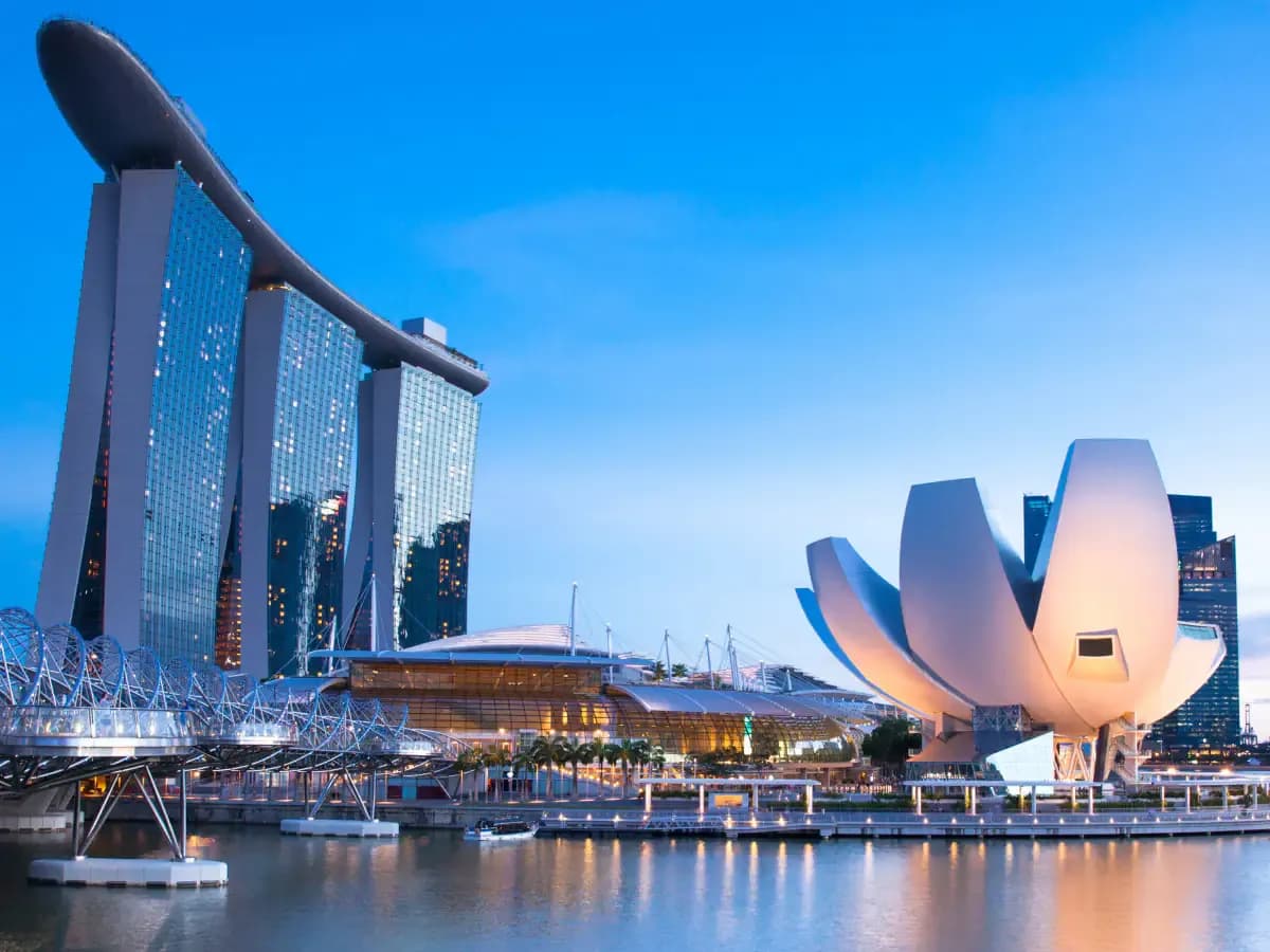 Imagen de la columna: México vs Singapur: dos rutas, dos resultados