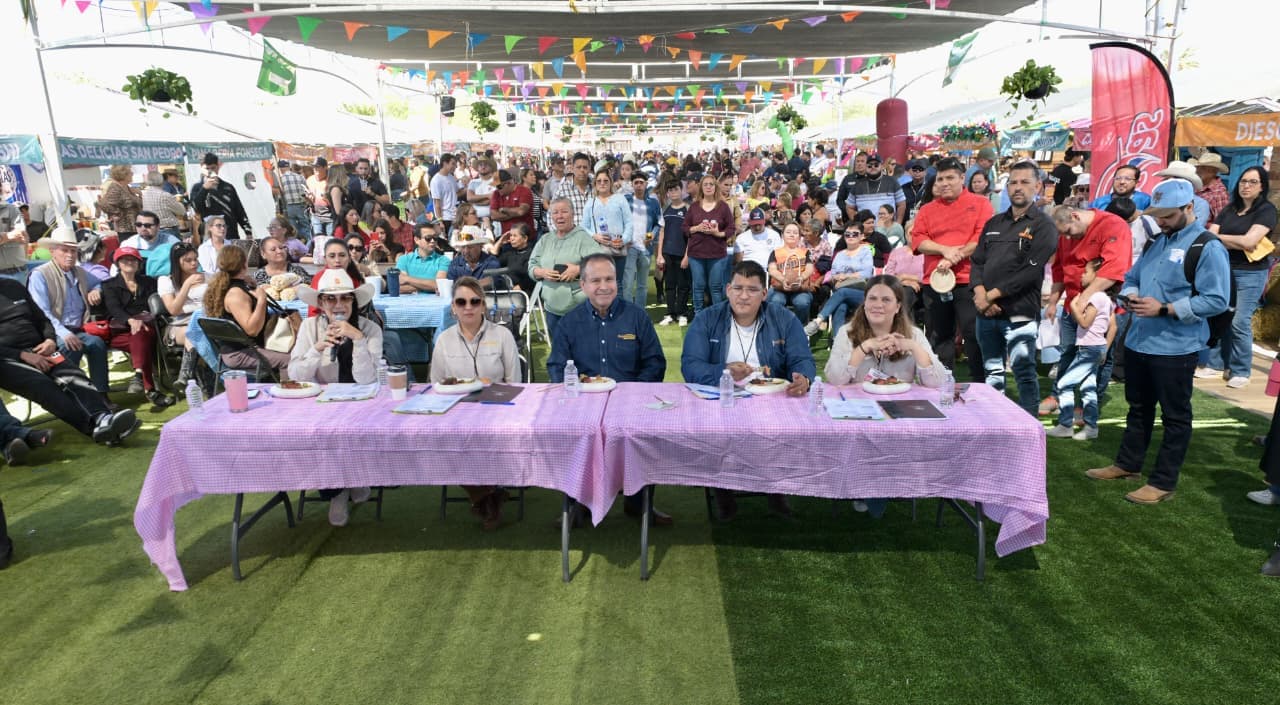 Celebra 'Toño' Astiazarán éxito de la Muestra Gastronómica de San Pedro